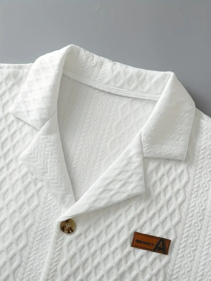 Men's Breathable Casual Turnover Short Sleeve T-shirt, Simple Carved Pattern, Lightweight and Stylish